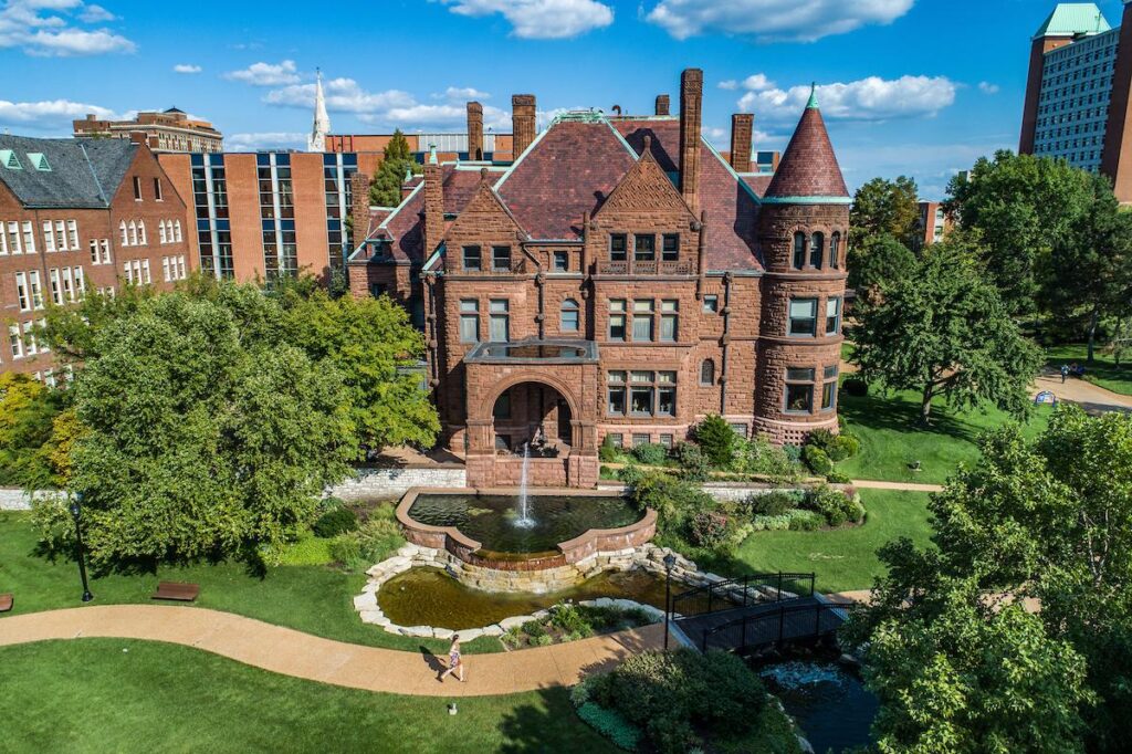 Saint Louis University