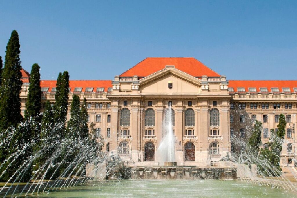 University of Debrecen